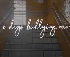 Combate ao bullying: estudantes de colégio estadual criam música e videoclipe para conscientizar colegas