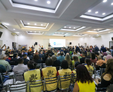 O governador em exercício Darci Piana participa nesta terça-feira (8) da abertura do Fórum Paranaense de Turismo Religioso, que acontece em Foz do Iguaçu entre 8 e 10 de abril. Foto: Geraldo Bubniak/AEN