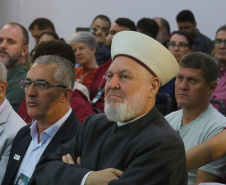 O governador em exercício Darci Piana participa nesta terça-feira (8) da abertura do Fórum Paranaense de Turismo Religioso, que acontece em Foz do Iguaçu entre 8 e 10 de abril. Foto: Geraldo Bubniak/AEN