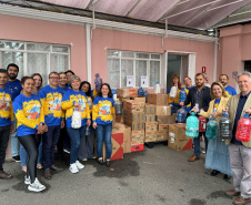 Sanepar e ALEP entregam doações do ‘Tampinha Paraná’ em asilo de Curitiba