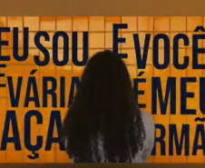 Combate ao bullying: estudantes de colégio estadual criam música e videoclipe para conscientizar colegas