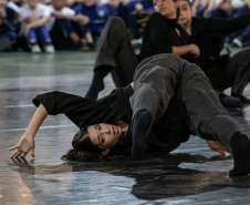 Balé Teatro Guaíra no Colégio