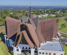 Mesquita, igreja, templo budista e terreiro: fórum promove visitas guiadas em Foz do Iguaçu