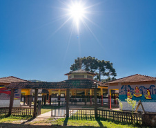 Escolas indígenas receberam mais de R$ 3 milhões do programa Escola Mais Bonita em 2025