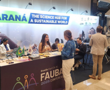 SETI Paraná fortalece internacionalização universitária em evento global de educação