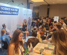 SETI Paraná fortalece internacionalização universitária em evento global de educação