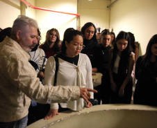 Teatro Guaíra retoma atividades de visitas guiadas com agendamentos