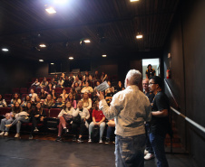 Teatro Guaíra retoma atividades de visitas guiadas com agendamentos