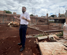 Secretário da Educação visita obras do novo CEEPA em Londrina, marco para a formação técnica no agronegócio