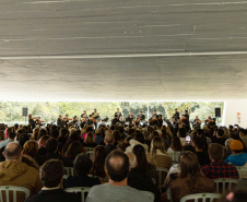 Concerto da Orquestra Sinfônica do Paraná no Museu Oscar Niemeyer é sucesso de público