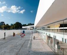 MON promove roda de conversa e laboratório de escultura gratuito para educadores