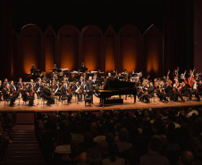 Orquestra Sinfônica do Paraná encanta público com obras de Prokofiev e Schumann
