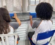  Estudantes de colégio estadual desenvolvem calculadora pedagógica para ajudar colegas a aprender tabuada