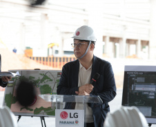 LG