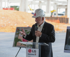 LG