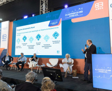 Diretor de Operações da Sanepar apresenta resultados do programa de Saneamento Rural do Paraná, que é diferenciado no país