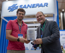 Empregados da Sanepar têm trabalhos premiados em Brasília