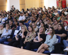 SEED - NRE de Umuarama capacita 600 professores em evento regional sobre autismo e inclusão