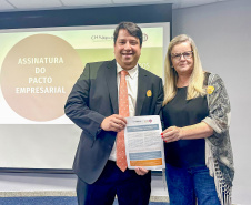 Portos do Paraná assina pacto para expandir ações de conscientização social