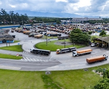 Porto de Paranaguá recebe o maior volume de caminhões da história no Pátio de Triagem