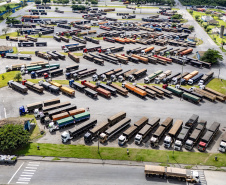 Porto de Paranaguá recebe o maior volume de caminhões da história no Pátio de Triagem