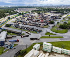 Porto de Paranaguá recebe o maior volume de caminhões da história no Pátio de Triagem