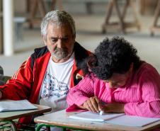 Últimos dias para se inscrever no Alfabetiza Paraná: prazo termina nesta quinta-feira (15)