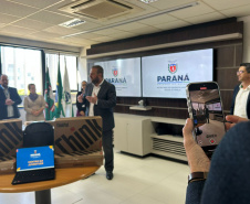 Estado entrega 177 notebooks para equipar 28 Centros da Juventude 