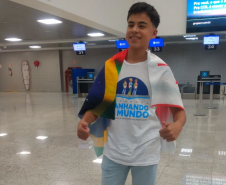  Saudade de casa: estudantes do Ganhando o Mundo vão passar o primeiro Dia das Mães fora do Brasil