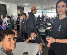 SEED - Polpas de frutas nativas enriquecem cardápio e promovem educação alimentar nas escolas do Paraná