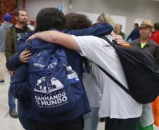 GANHANDO O MUNDO