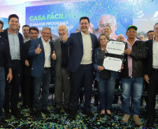 Casa Fácil Paraná chega a 110 mil famílias beneficiadas e investirá mais R$ 1,5 bilhão