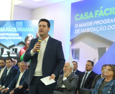 Casa Fácil Paraná chega a 110 mil famílias beneficiadas e investirá mais R$ 1,5 bilhão