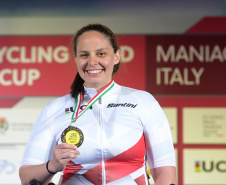 Com apoio do Proesporte, paranaense Victoria Barbosa conquista título geral da Copa do Mundo de Paraciclismo