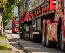 Porto de Paranaguá recebe o maior volume de caminhões da história no Pátio de Triagem