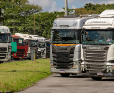 Porto de Paranaguá recebe o maior volume de caminhões da história no Pátio de Triagem