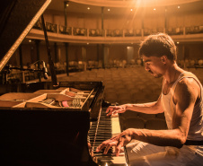 GUAÍRA - Rock ao Piano celebra os 50 anos dos clássicos de 1975 no Guairinha