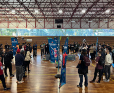 SETR - Ação de empregos em Curitiba usou modelo das Olimpíadas de Paris e teve mais de 100 participantes