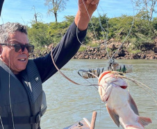 IAT - Operação de fiscalização contra a pesca predatória no Oeste e Noroeste do Paraná terminou com a aplicação de R$ 4 mil em multas e o recolhimento de materiais proibidos