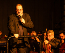 Alexandre Brasolin, violinista da Orquestra Sinfônica do Paraná e maestro convidado nos concertos do projeto Guaíra para Todos
