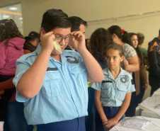 Alunos de Itaperuçu e Tunas do Paraná são os primeiros a receber óculos do Programa Bons Olhos