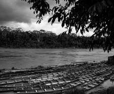 BRDE - mergulho caleidoscópico entre dragas e dragões, da fotógrafa Vilma Slomp nova exposição no Espaço Cultural BRDE