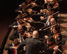 Orquestra Sinfônica comemora 40 anos com show monumental com 200 pessoas no palco