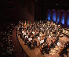 Orquestra Sinfônica do Paraná comemora 40 anos de história nesta quarta (28)
