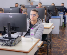 Paraná avança na educação e se torna o 1º estado a regulamentar cursos microcredenciais no Brasil