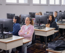 Paraná avança na educação e se torna o 1º estado a regulamentar cursos microcredenciais no Brasil