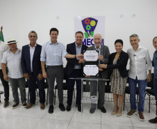 SECID - Governo do Estado formaliza investimento de R$ 4,7 milhões para pavimentação em Colombo