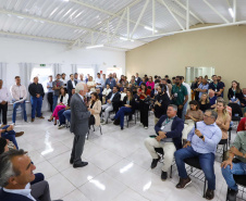 Governo do Estado formaliza investimento de R$ 4,7 milhões para pavimentação em Colombo