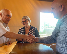 IDR-Paraná e Adapar apresentam projeto de apoio a sericicultores afetados pela deriva