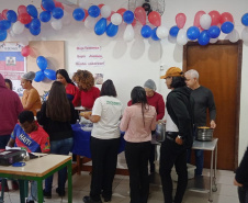 SEED - Inclusão: comunidade haitiana celebra identidade e cultura no Ceebja de Cascavel